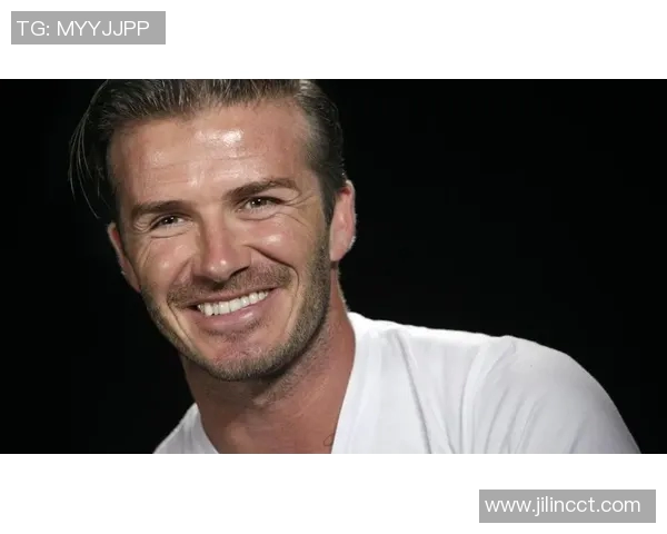 国外足球明星小黑子的成长之路与辉煌成就探秘